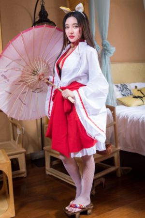 美女上错身
