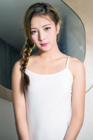 善良的女秘书.