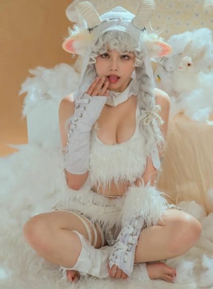 宋小宝回应和举重选手撞脸