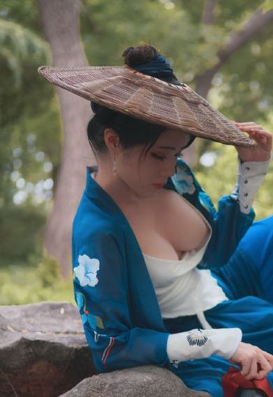 和最讨厌的部长一起去出差旅