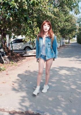 年轻丰满的继母3免费