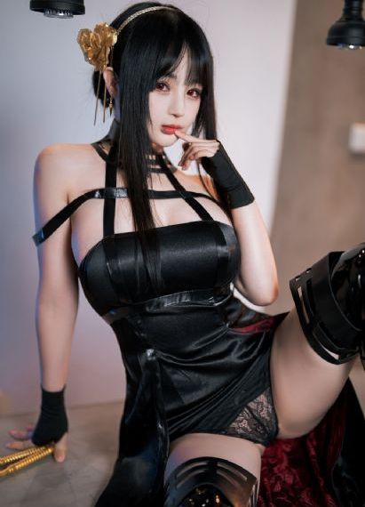 艳姆