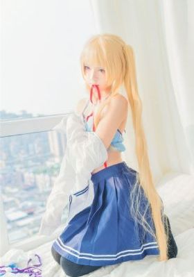 丰满的女邻居2伦理